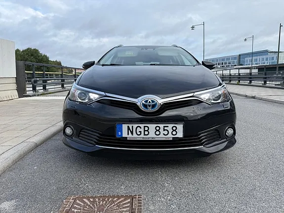 Toyota Auris 2017 photo 4