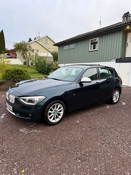 BMW 116D 2012 photo 2