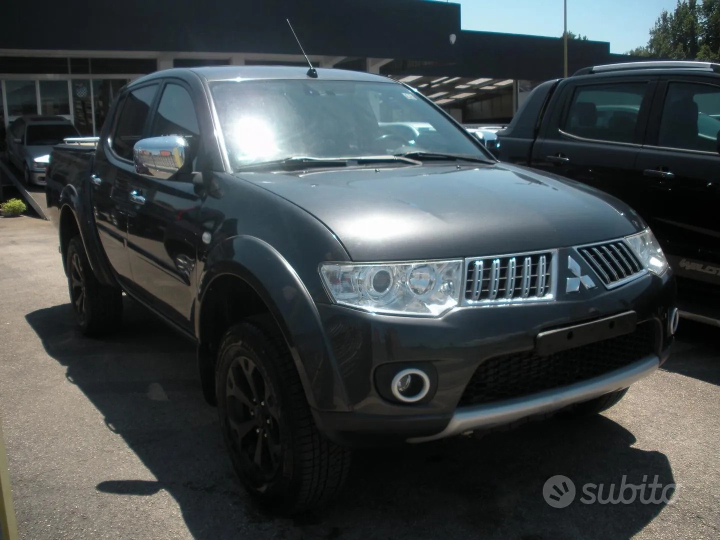 Mitsubishi L200 2014 photo 3