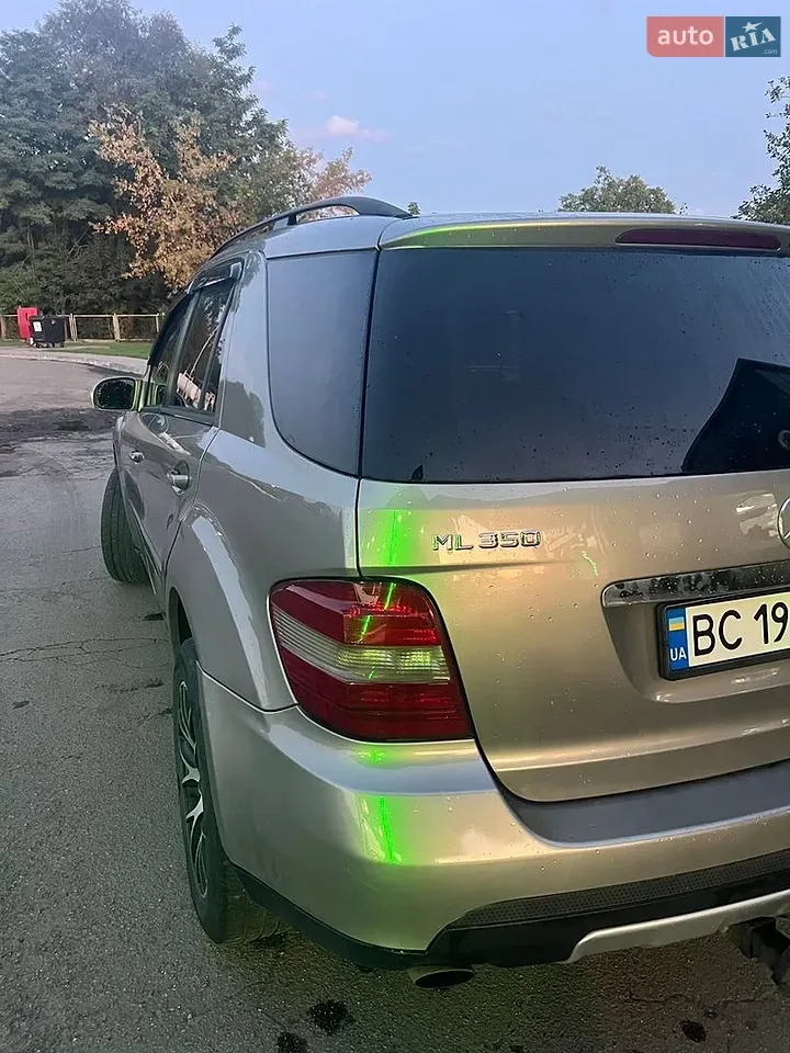 Mercedes-Benz M-Class 2006 photo 5
