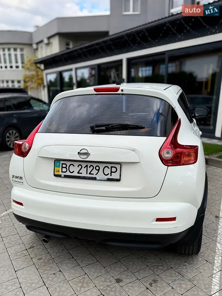 Nissan Juke 2012 photo 3