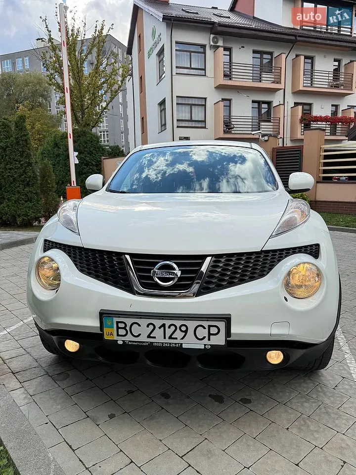 Nissan Juke 2012 photo 2