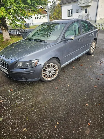 Volvo S40 2004 photo 2