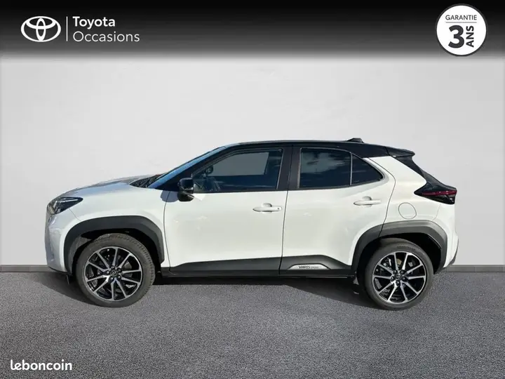 Toyota Yaris Cross 2023 photo 3