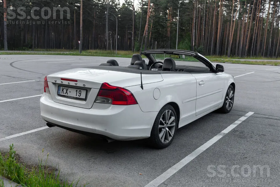 Volvo C70 2013 photo 4