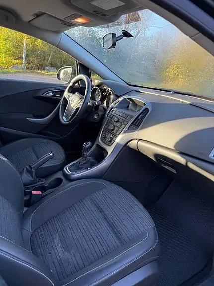 Opel Astra 2014 photo 5