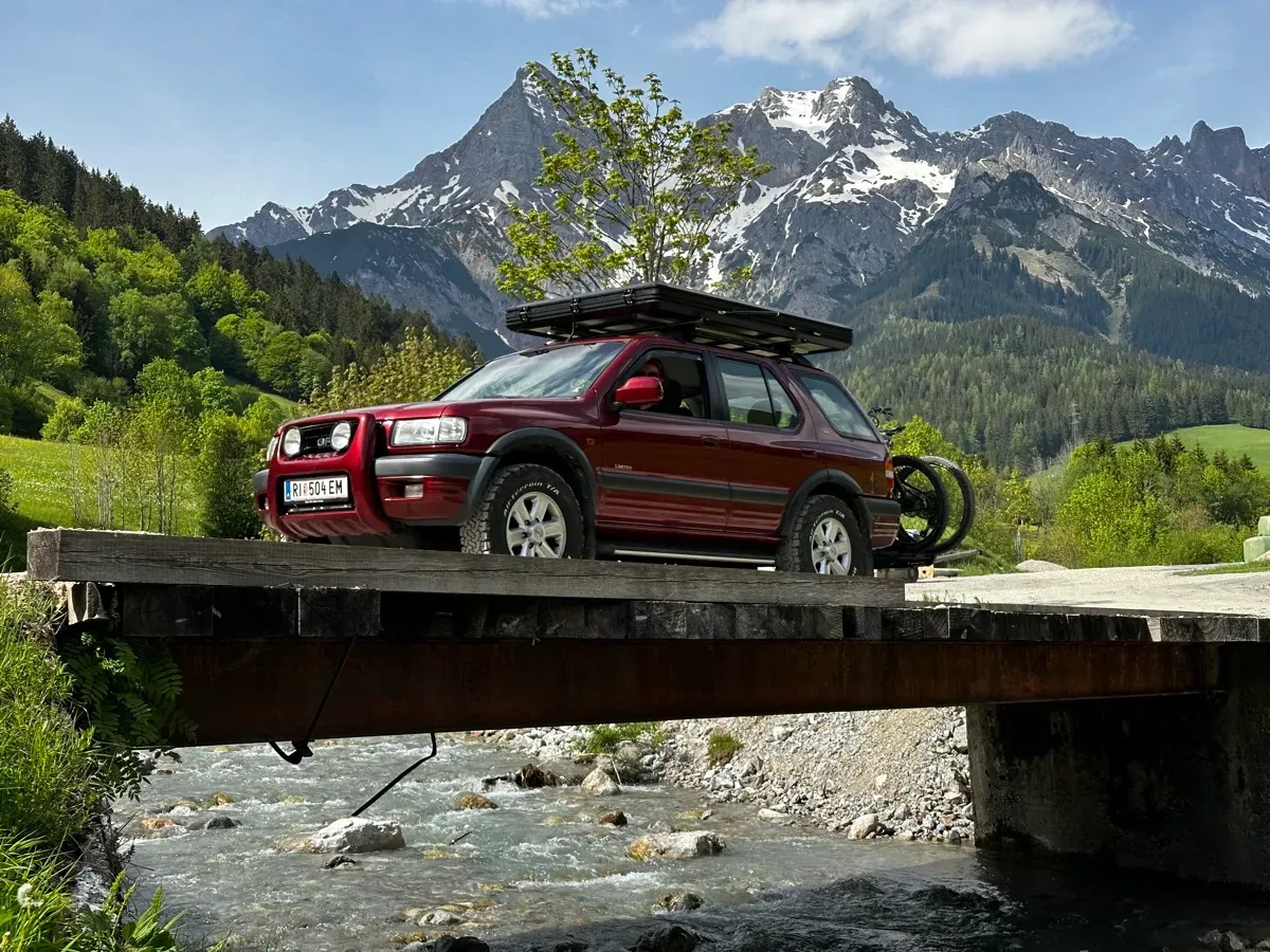 Opel Frontera