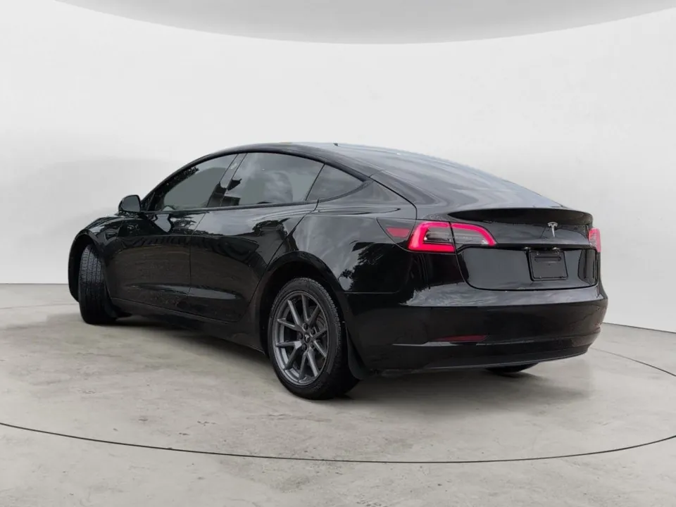 Tesla Model 3 2021 photo 4