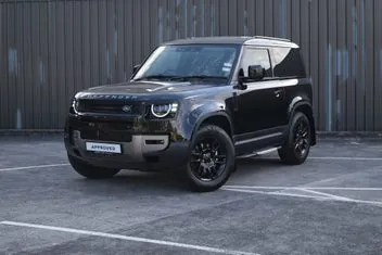 Land Rover Defender 2026 photo 3