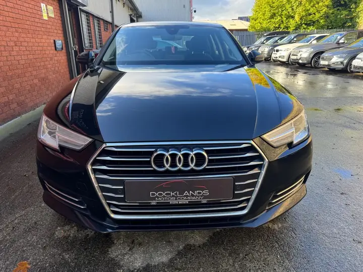 Audi A4 2018 photo 3