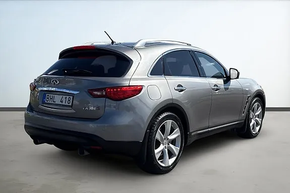 Infiniti Fx30D 2011 photo 5