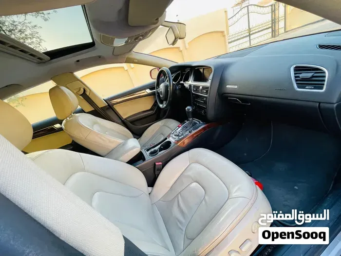 Audi A5 2010 photo 4