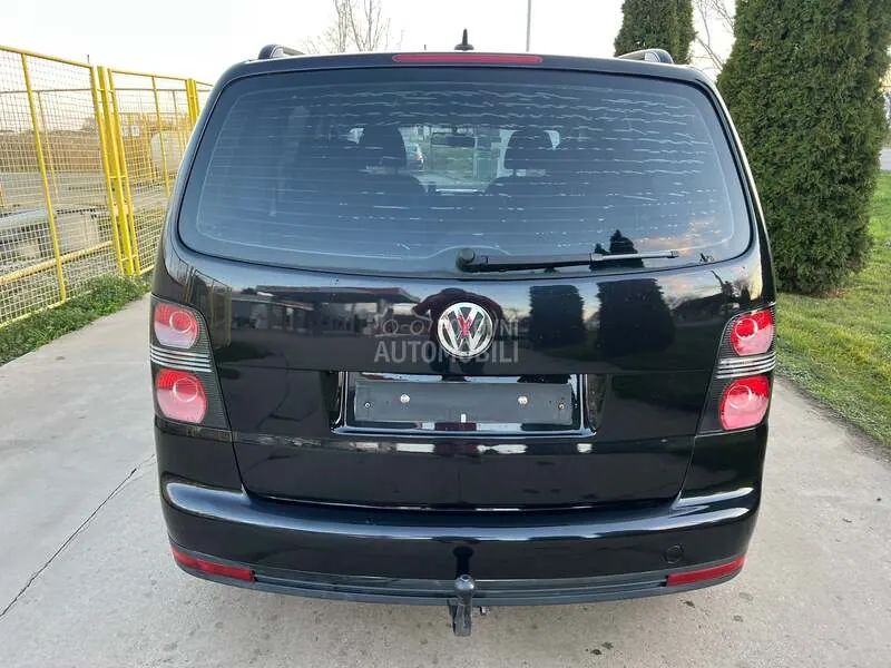 Volkswagen Touran 2007 photo 3