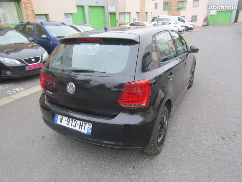 Volkswagen Polo 2010 photo 5