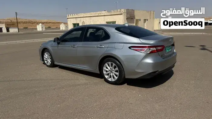 Toyota Camry 2018 photo 3