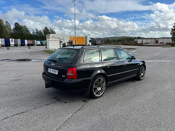 Audi A4 2001 photo 5