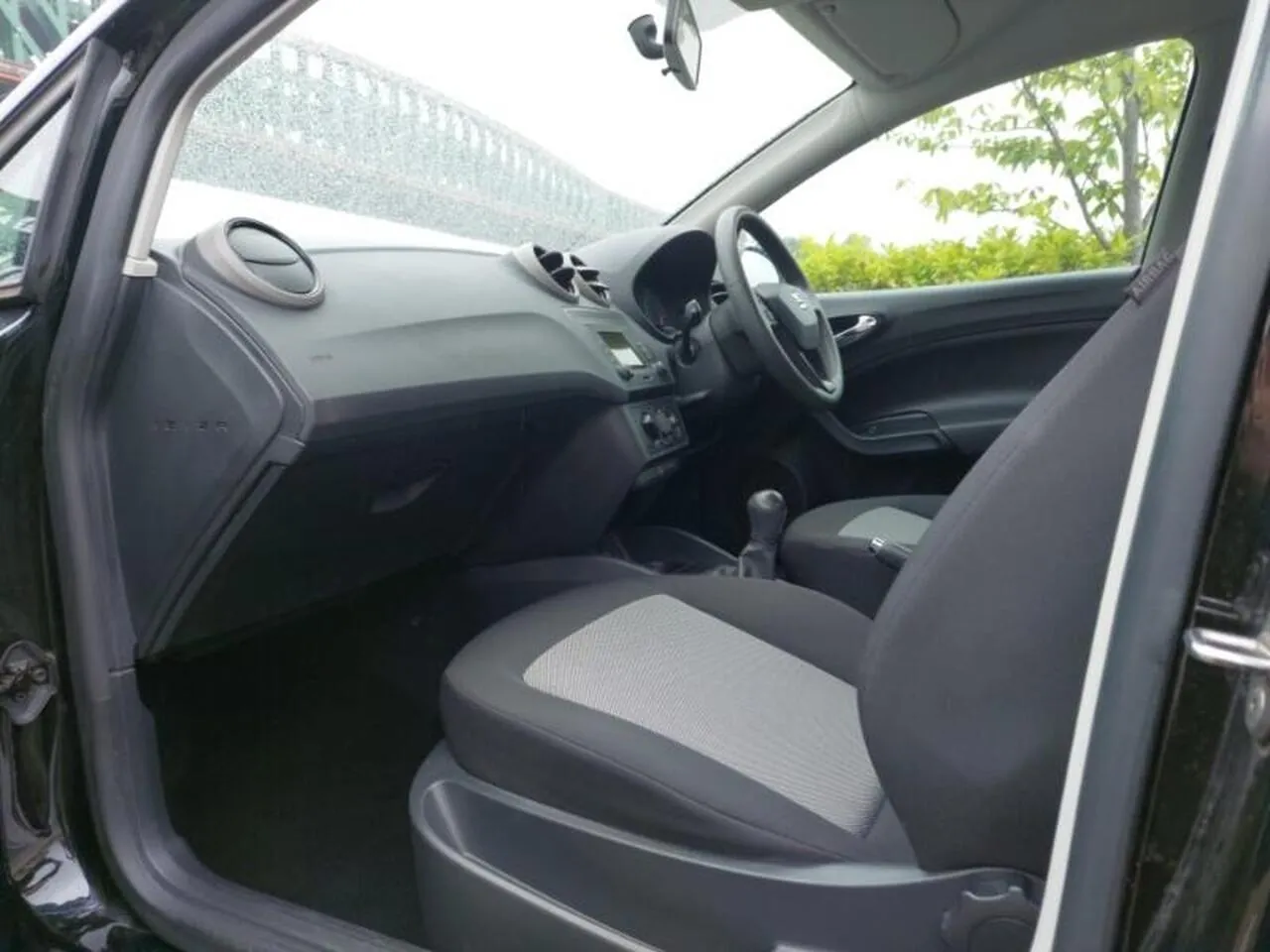 Seat Ibiza 2016 photo 5