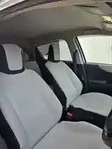 Toyota Yaris 2014 photo 5
