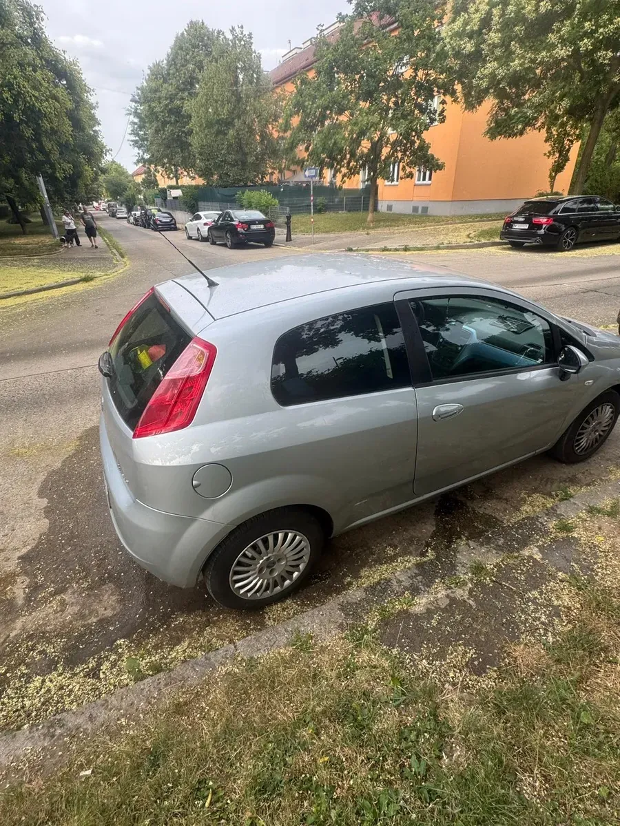 Fiat Punto 2006 photo 2