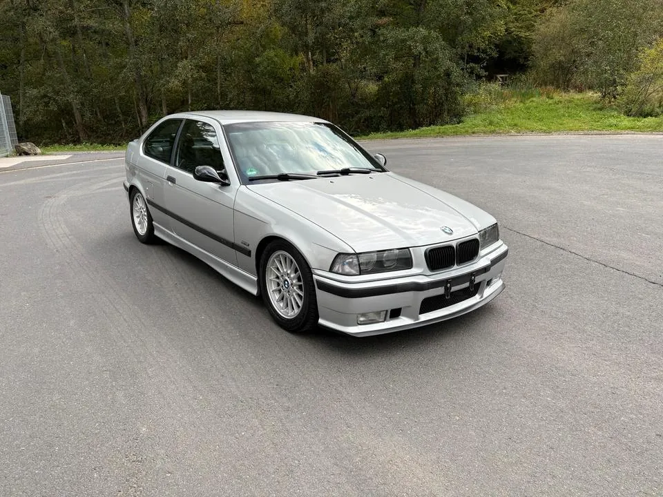 BMW 323Ti