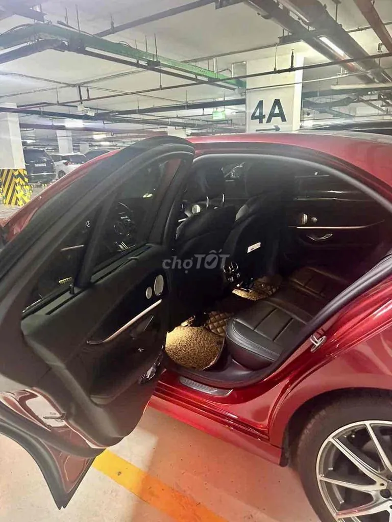 Mercedes-Benz E-Class 2021 photo 5