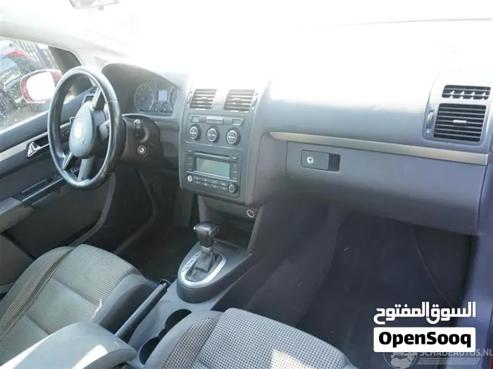 Volkswagen Touran 2006 photo 4