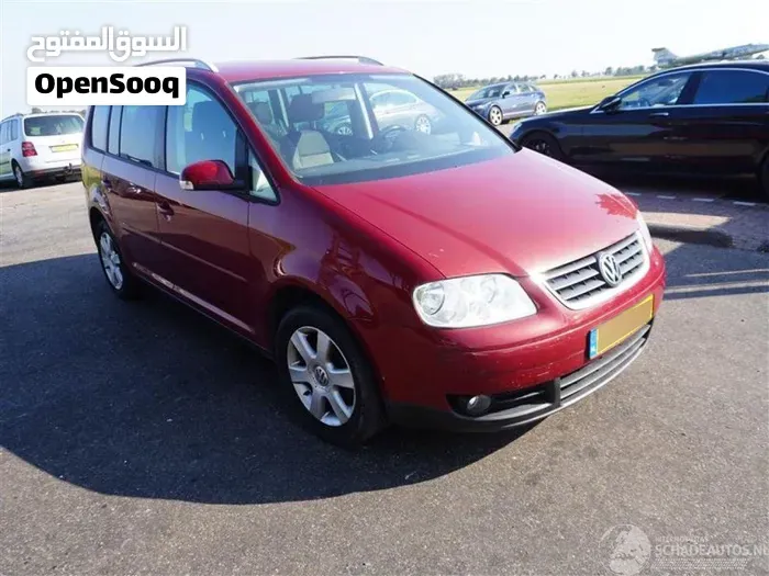 Volkswagen Touran 2006 photo 2