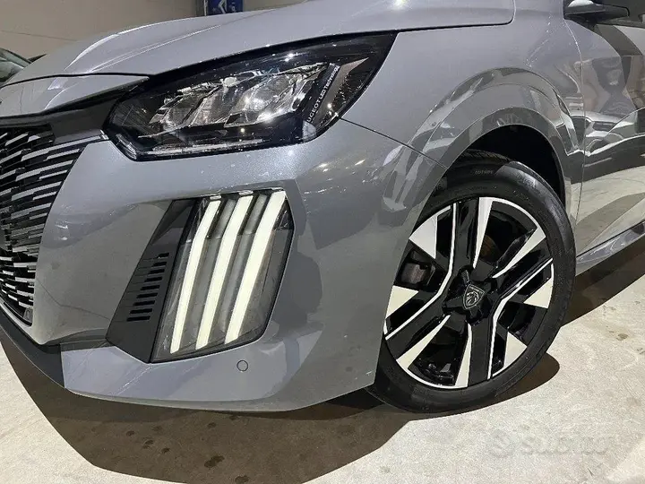 Peugeot 208 2025 photo 5