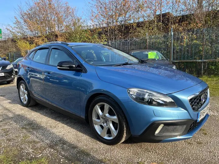 Volvo V40