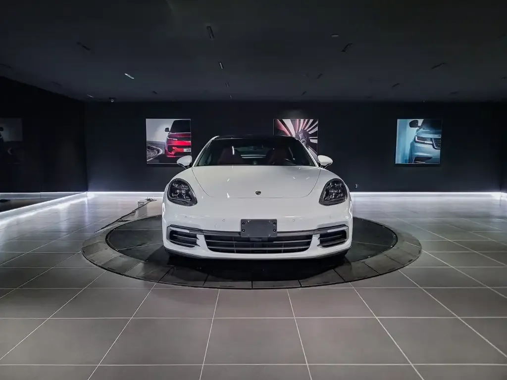 Porsche Panamera 2020 photo 2