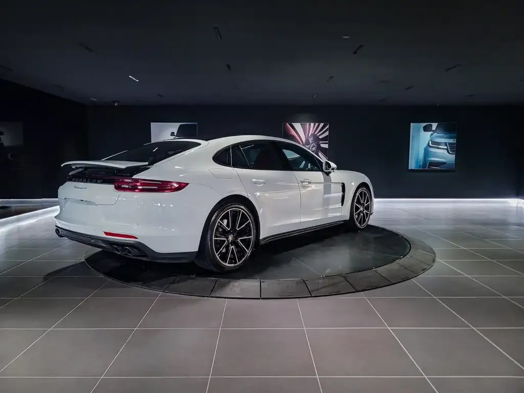 Porsche Panamera 2020 photo 5