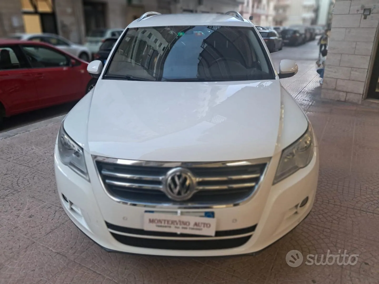 Volkswagen Tiguan 2011 photo 2