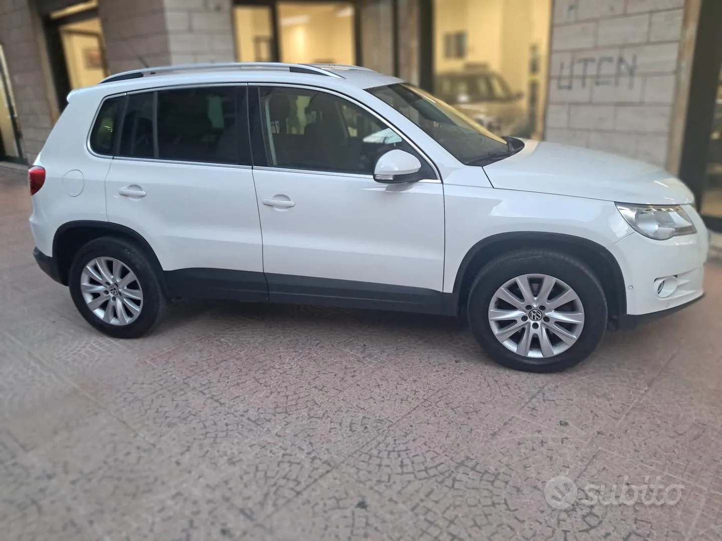 Volkswagen Tiguan 2011 photo 5