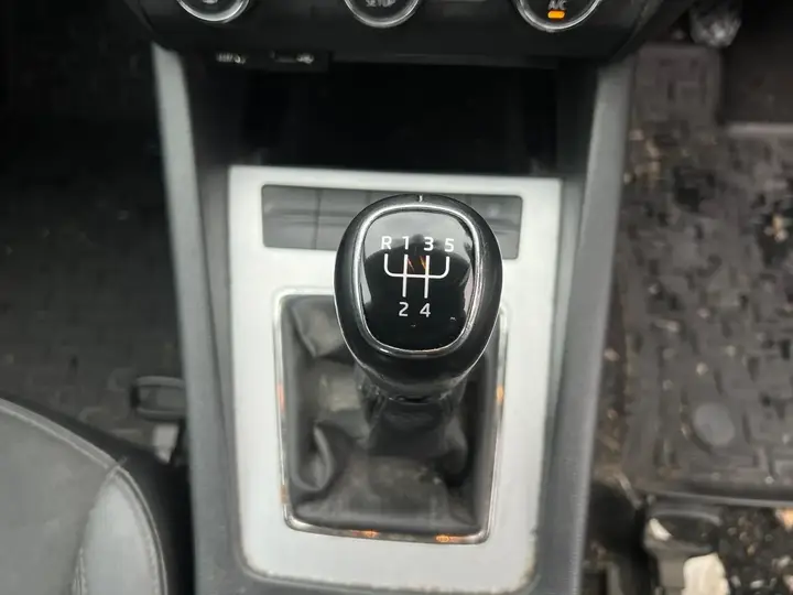 Skoda Octavia 2014 photo 4
