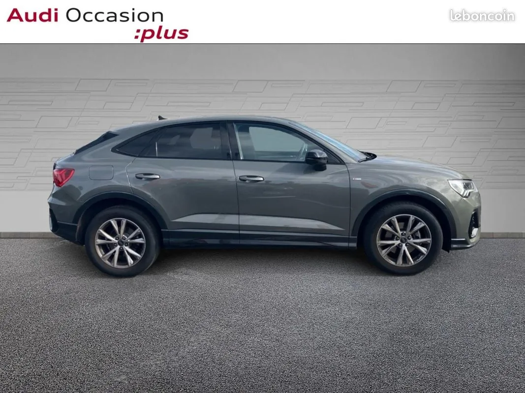Audi Q3 2025 photo 5