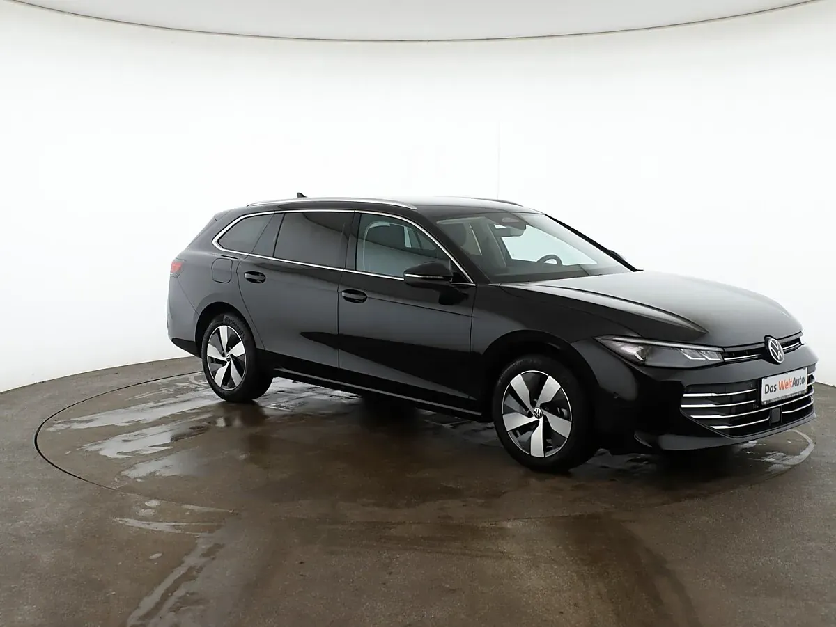 Volkswagen Passat 2025 photo 3