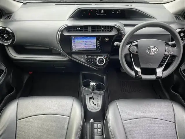 Toyota Aqua 2018 photo 3