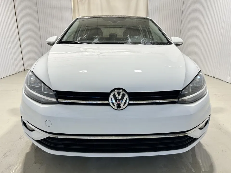 Volkswagen Golf 2021 photo 2