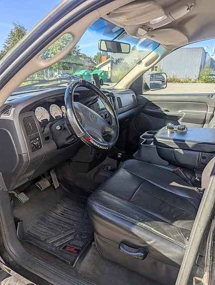 Dodge Ram 2002 photo 2