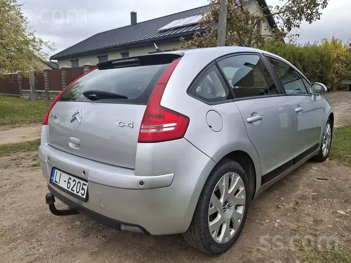 Citroen C4 2007 photo 3