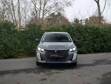 Peugeot 208 2024 photo 2