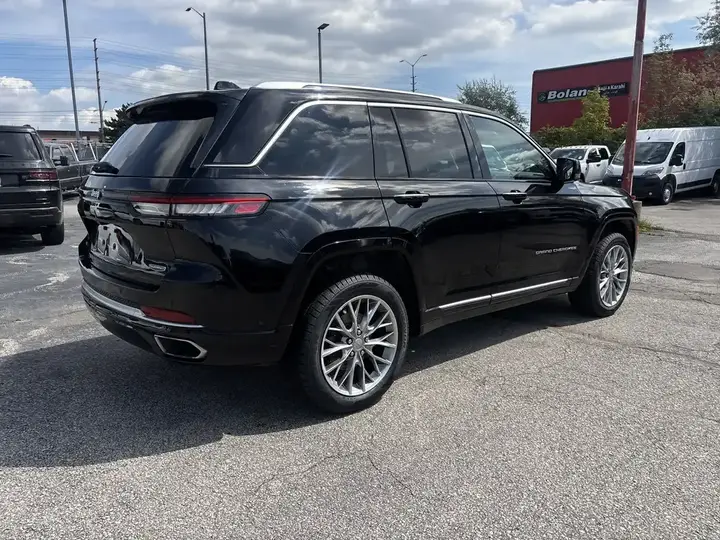 Jeep Grand Cherokee 2023 photo 5