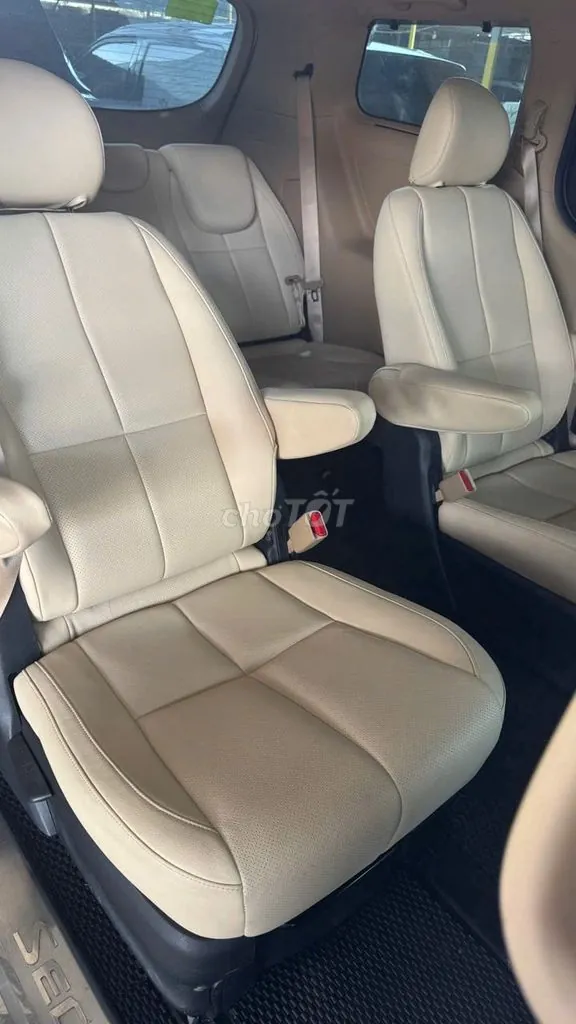 Kia Sedona 2020 photo 2