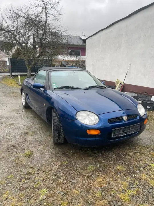 MG F