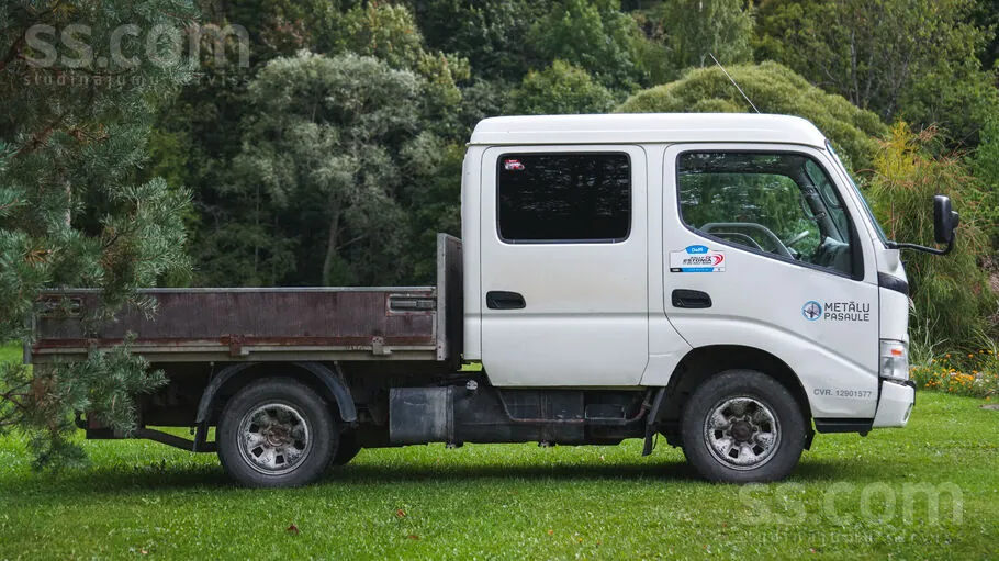 Toyota Dyna 2008 photo 2