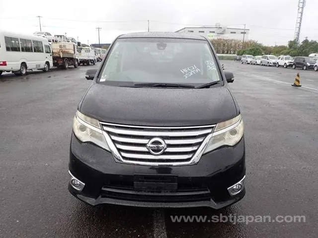 Nissan Serena 2015 photo 5