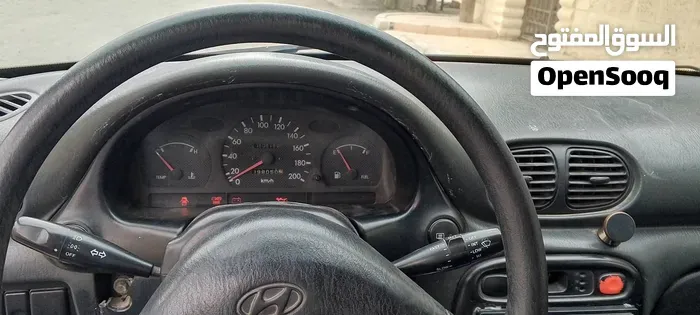 Hyundai Accent 1998 photo 5