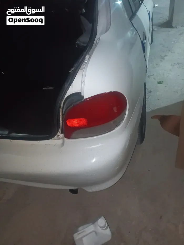 Hyundai Accent 1998 photo 2