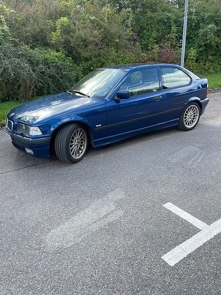 BMW 323Ti 1999 photo 2
