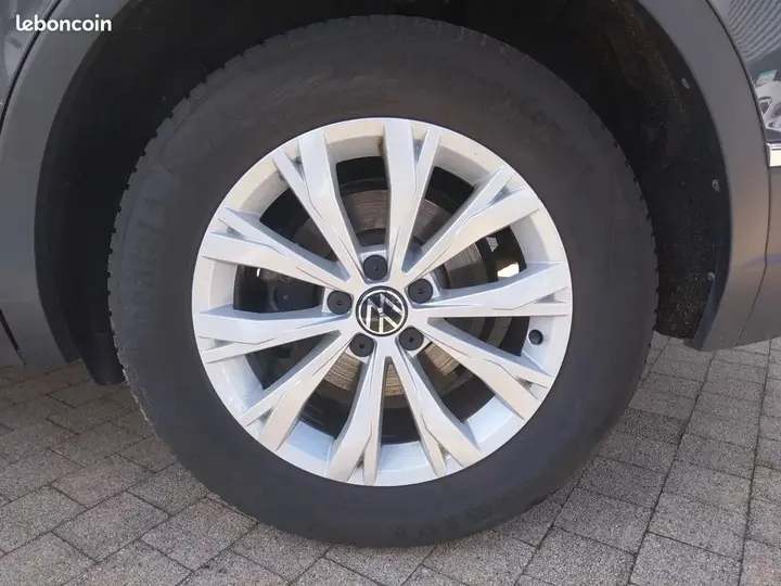 Volkswagen Tiguan 2022 photo 5